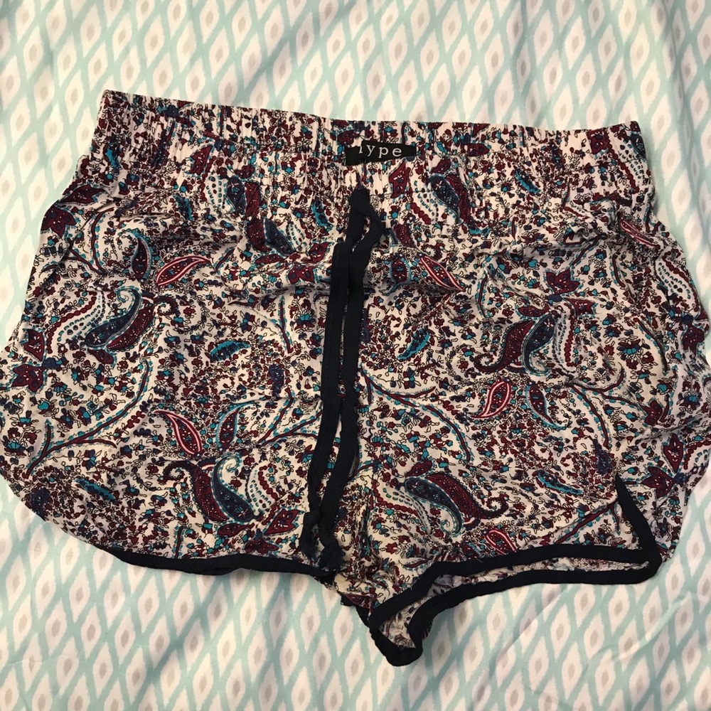 Hype Shorts - Like New -Cream-Cran.-Blk-Turquoise